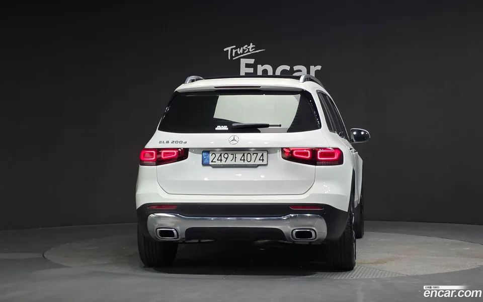 Mercedes-Benz GLB-Class GLB200 d 2022 — миниатюра 4