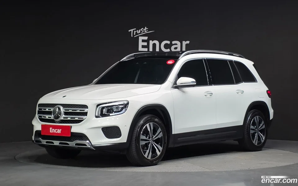 Mercedes-Benz GLB-Class GLB200 d 2022 — фото 1, купить с доставкой в Москву