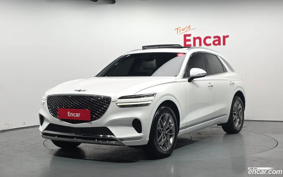 Genesis GV70 2.5T 2WD 2024 — фото 1, купить с доставкой в Москву