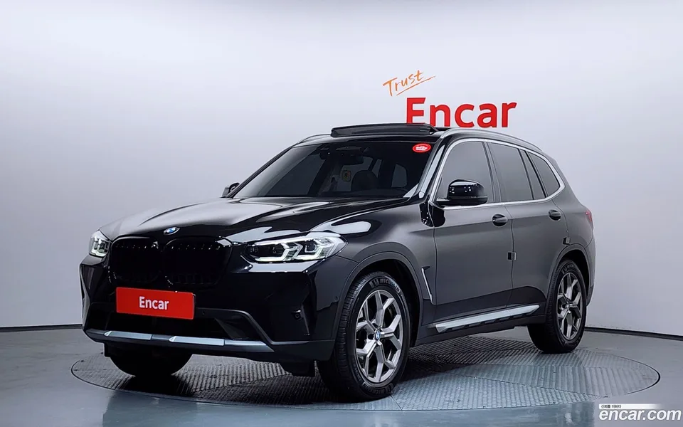 BMW X3 xDrive 20i 2022 — фото 1, купить с доставкой в Москву