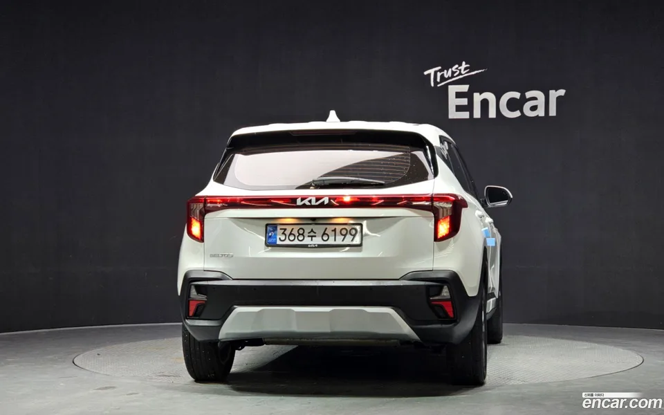 Kia Seltos 2.0 2WD 2022 — миниатюра 4