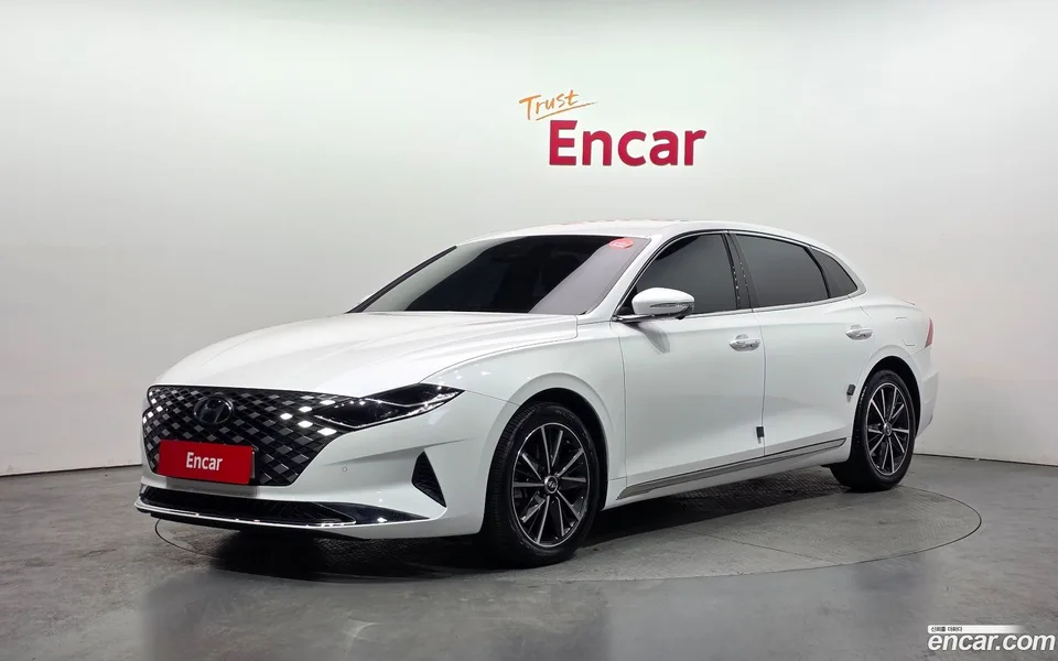 Hyundai Grandeur IG 2.5 2022 — фото 1, купить с доставкой в Москву