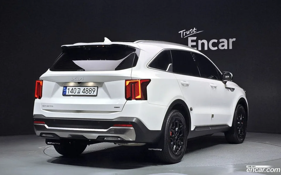 Kia Sorento HEV 1.6 2WD 2023 — миниатюра 2