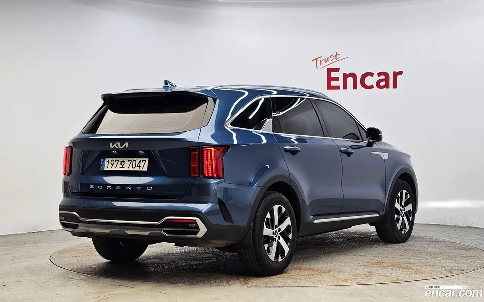 Kia Sorento 2.5T 2WD 2022 — миниатюра 2
