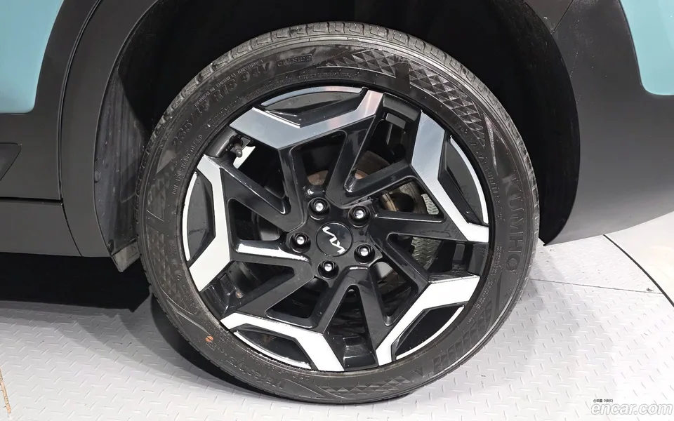 Kia Seltos 1.6 2WD 2023 — миниатюра 5