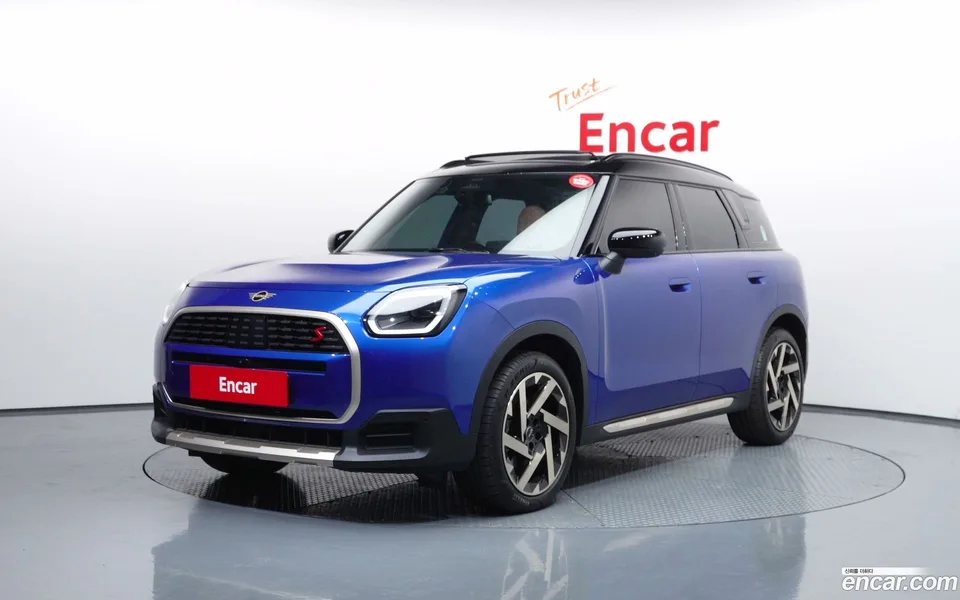 MINI Cooper S Countryman ALL4 2025 — фото 1, купить с доставкой в Москву