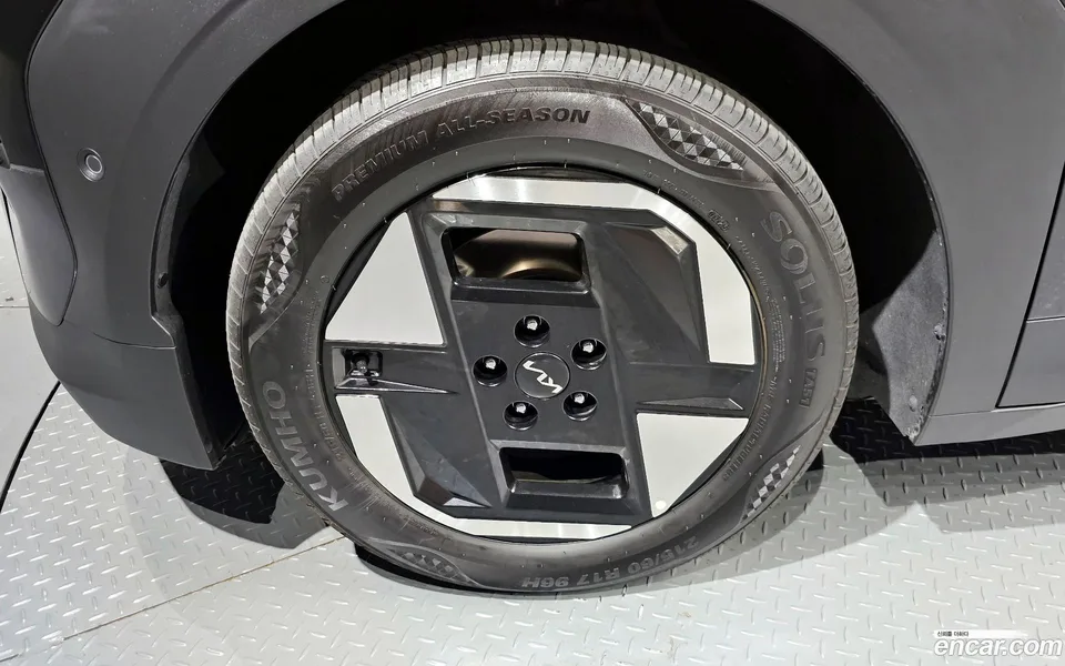 Kia EV3 2WD 2025 — миниатюра 5