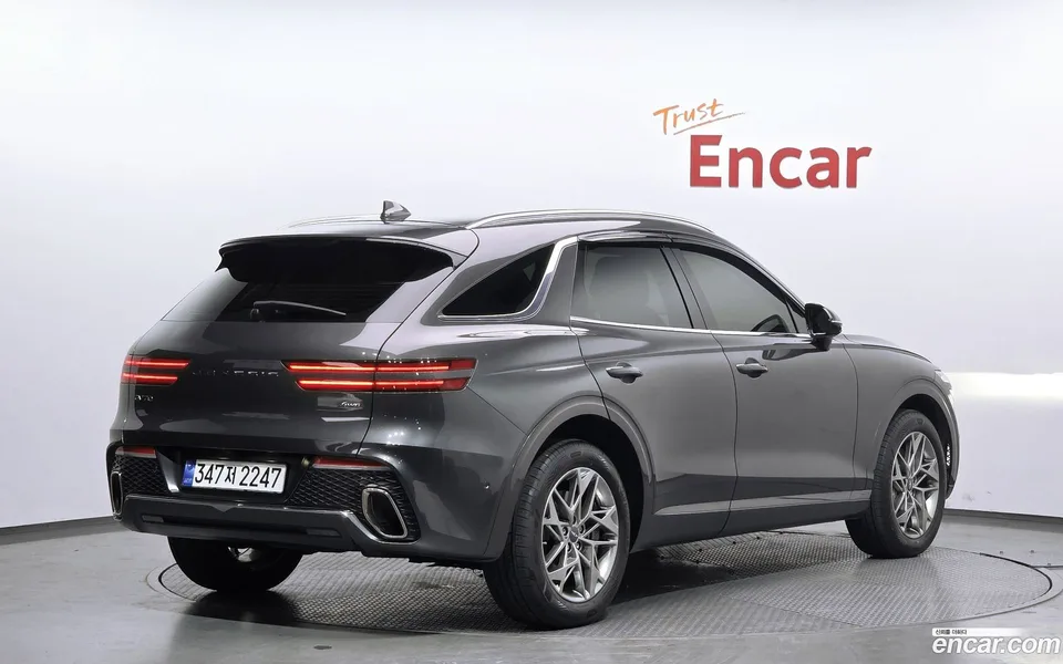 Genesis GV70 2.5T AWD 2022 — миниатюра 2