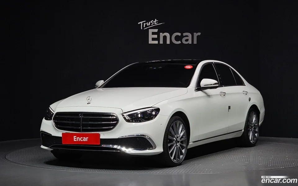 Mercedes-Benz E-Class E450 4MATIC 2023 — фото 1, купить с доставкой в Москву