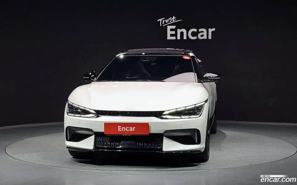 Kia EV6 GT 4WD 2023 — миниатюра 3