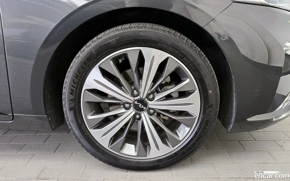 Kia K8 Hybrid 2023 — миниатюра 5