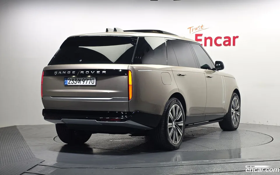 Land Rover Range Rover D350 AB LWB 2024 — миниатюра 2