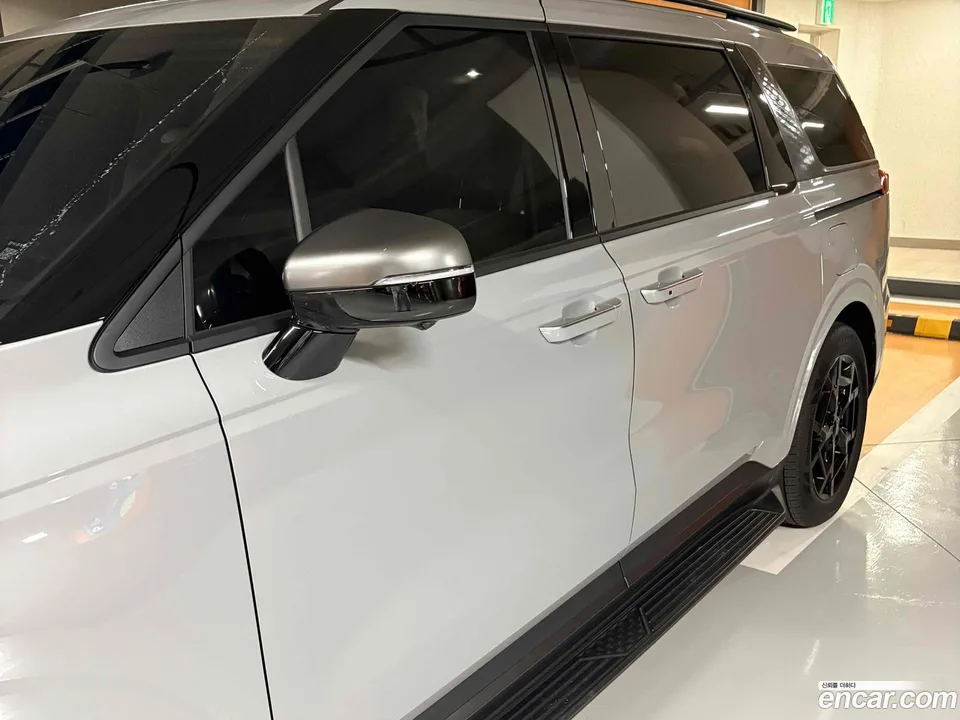 Kia Carnival HEV 9 2025 — миниатюра 4