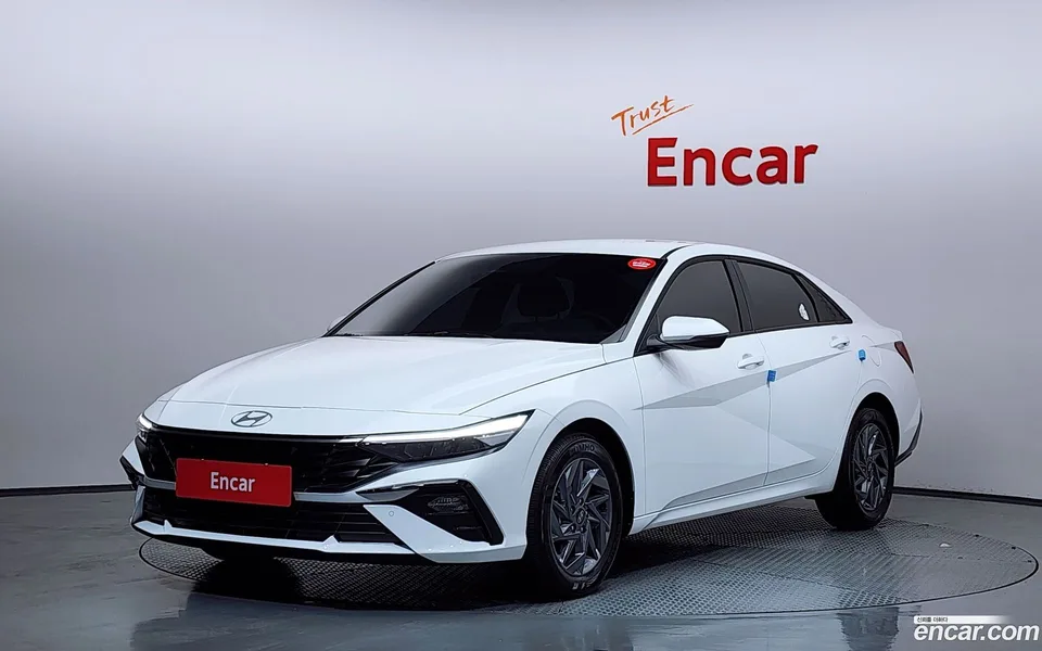Hyundai Avante CN7 Hybrid 2025 — фото 1, купить с доставкой в Москву