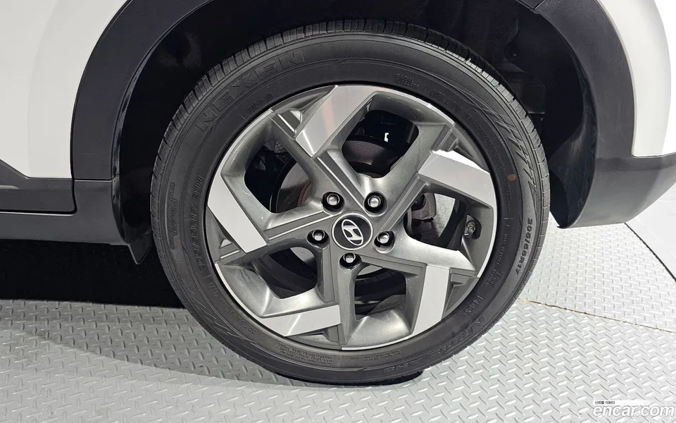 Hyundai Venue 1.6 2023 — миниатюра 5