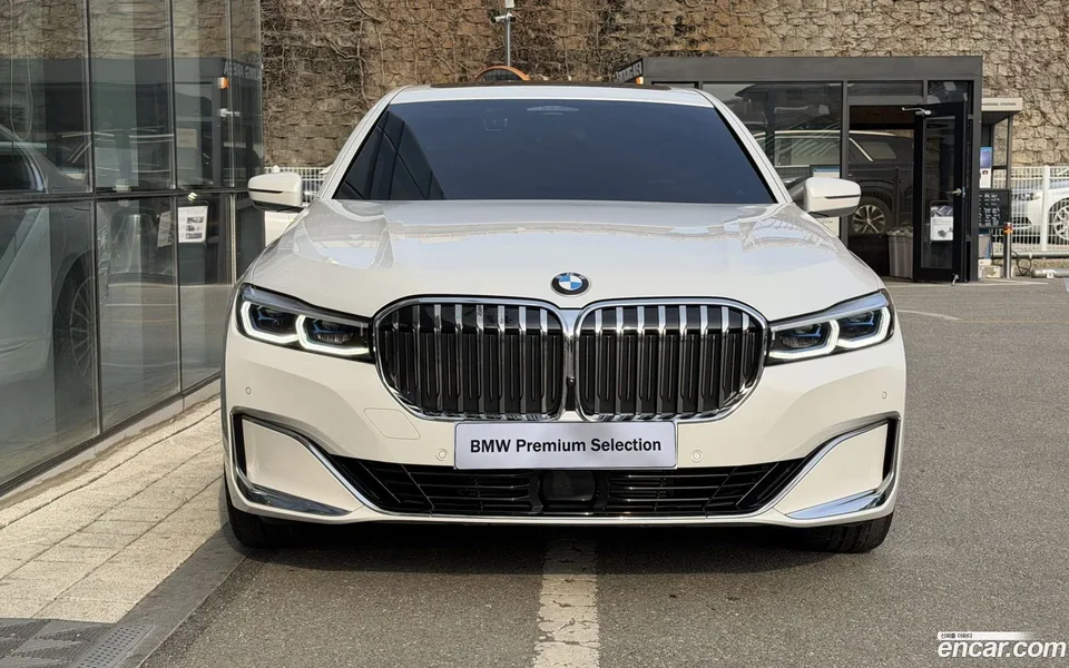 BMW 7 Series 730Ld xDrive 2022 — миниатюра 3