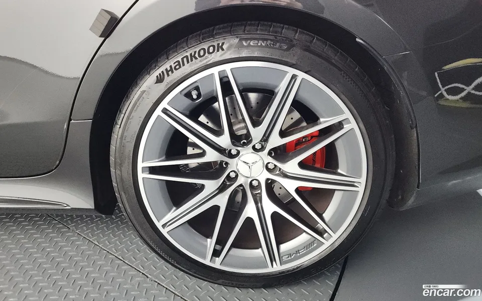 Mercedes-Benz AMG GT 4 43 4MATIC+ 2022 — миниатюра 5