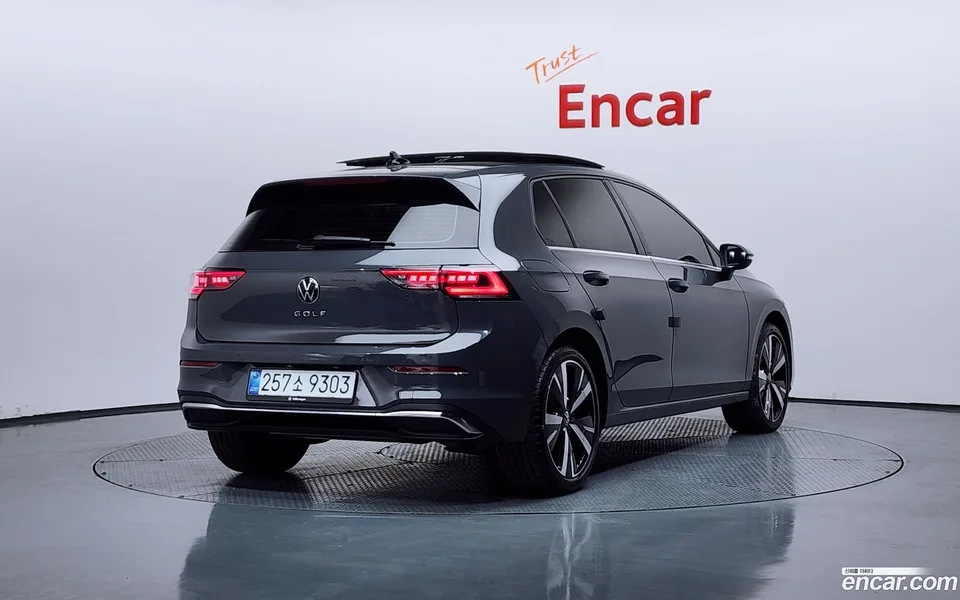 Volkswagen Golf 2.0 TDI 2025 — миниатюра 2