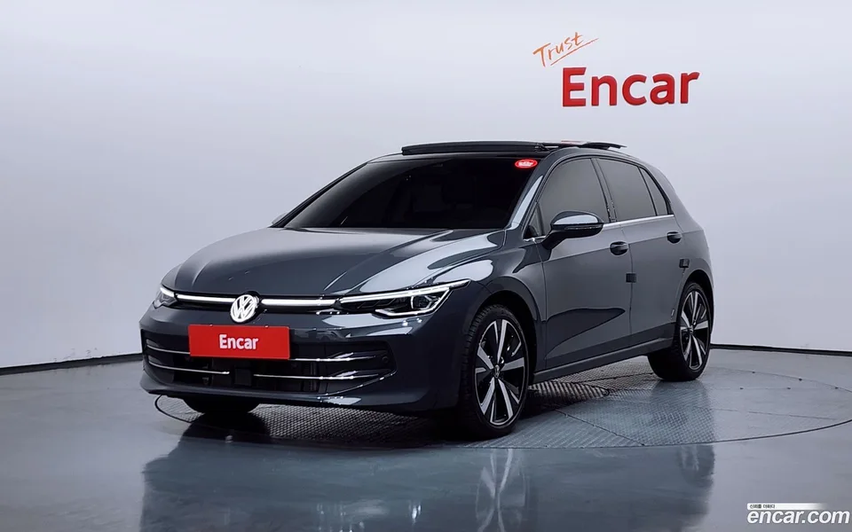 Volkswagen Golf 2.0 TDI 2025 — фото 1, купить с доставкой в Москву