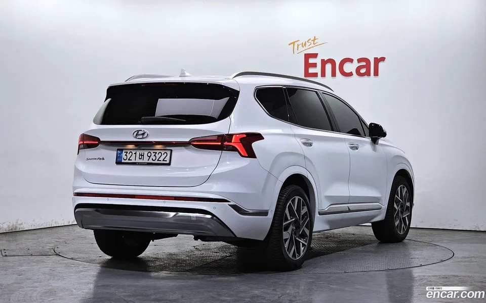 Hyundai SantaFe 2.5T 4WD 2022 — миниатюра 2