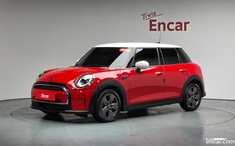 MINI Cooper 2023 buy in Moscow