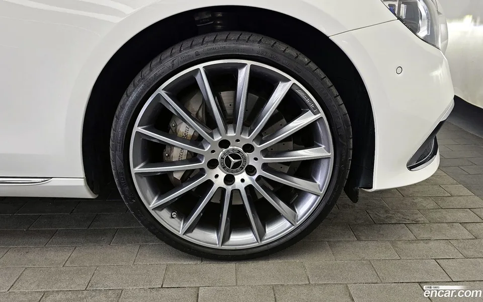 Mercedes-Benz E-Class E450 4MATIC 2023 — миниатюра 5