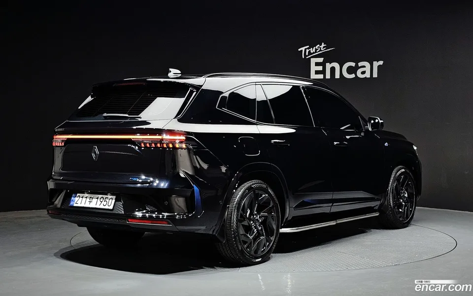 Renault Samsung Grand Koleos 1.5 E-TECH 2WD 2025 — миниатюра 2