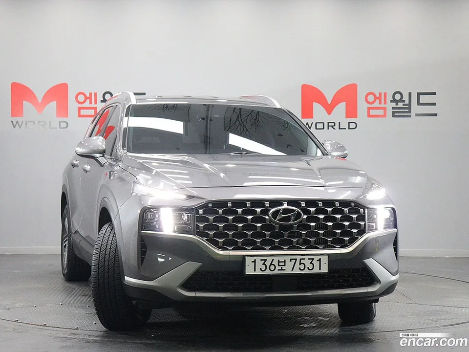 Hyundai Santa Fe 2.5T 4WD 2023 — фото 1, купить с доставкой в Москву
