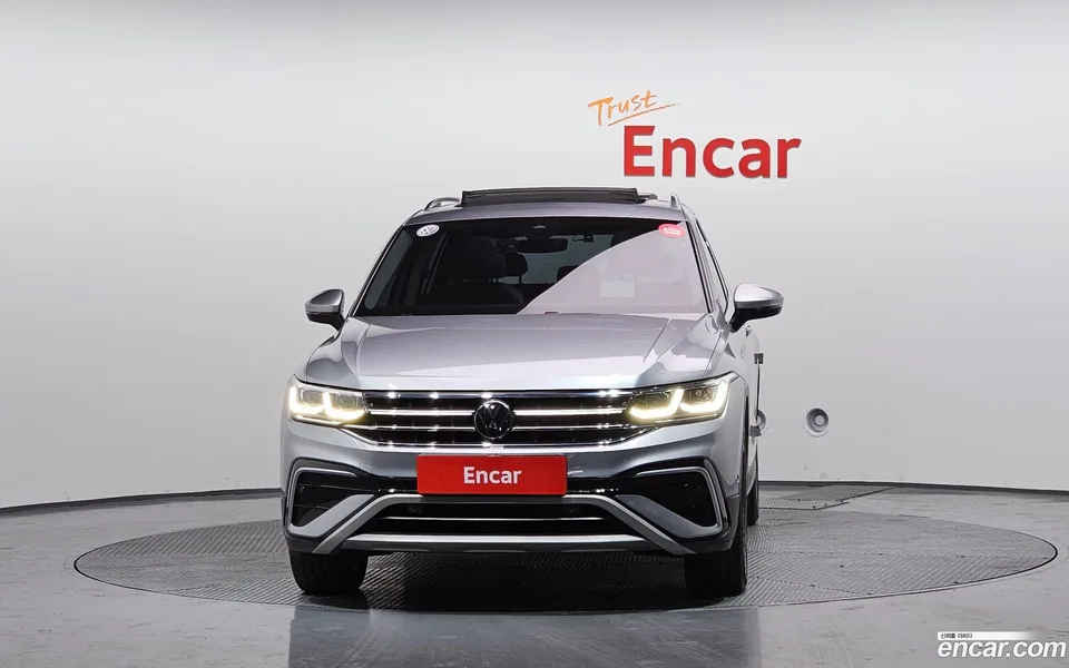 Volkswagen Tiguan Allspace 2.0 TSI 2022 — миниатюра 3