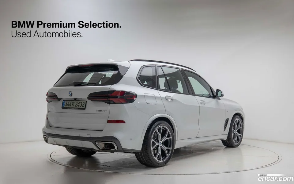 BMW X5 xDrive 40i M 2025 — миниатюра 2