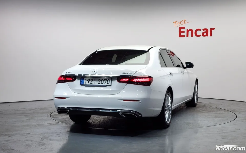 Mercedes-Benz E-Class E250 2022 — миниатюра 4
