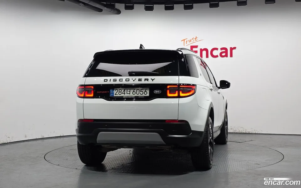 Land Rover Discovery Sport P250 SE 2022 — миниатюра 4