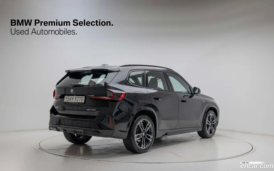 BMW X1 xDrive 20i M 2025 — миниатюра 2