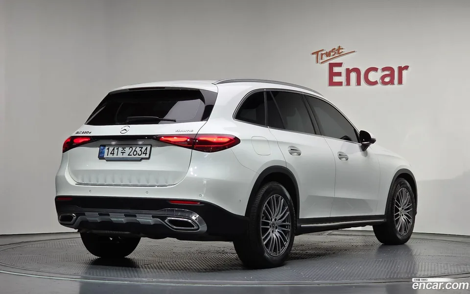 Mercedes-Benz GLC-Class GLC220 d 4MATIC 2024 — миниатюра 2