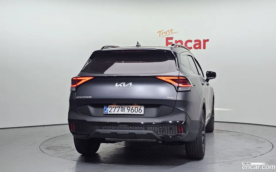 Kia Sportage Hybrid 30 2WD 2024 — миниатюра 4