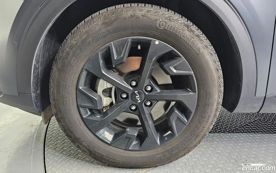 Kia Sportage Hybrid 30 2WD 2024 — миниатюра 5
