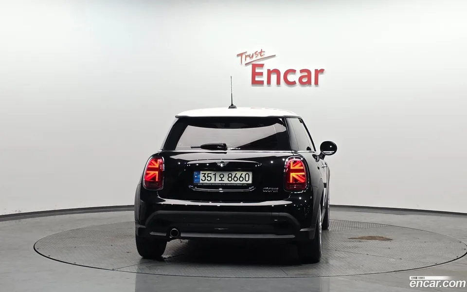 MINI Cooper 2022 — миниатюра 4
