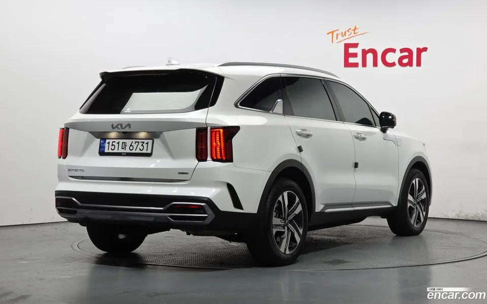 Kia Sorento HEV 1.6 2WD 2023 — миниатюра 2