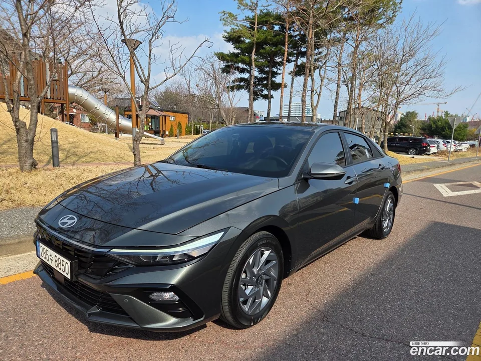 Hyundai Avante CN7 1.6 2023 — миниатюра 2
