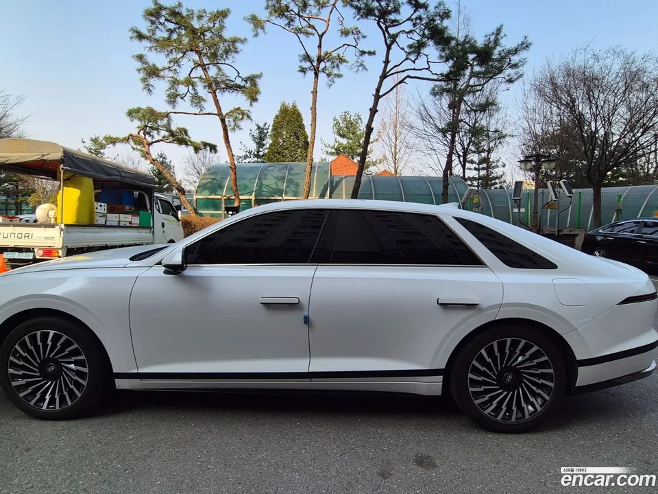 Hyundai Grandeur Hybrid 2024 — миниатюра 2