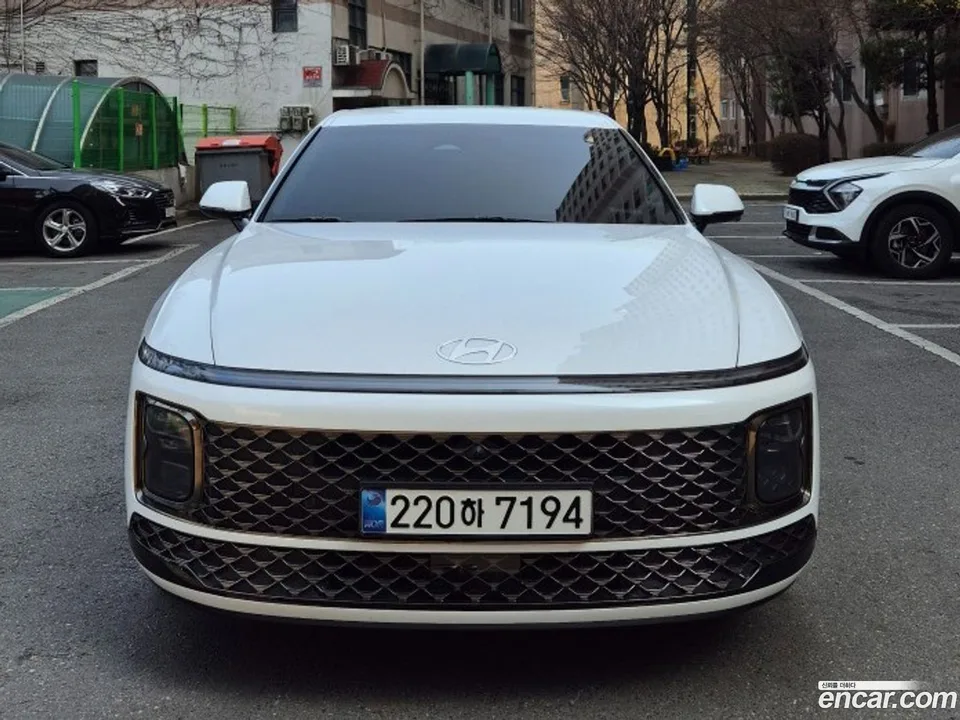 Hyundai Grandeur Hybrid 2024 — миниатюра 3