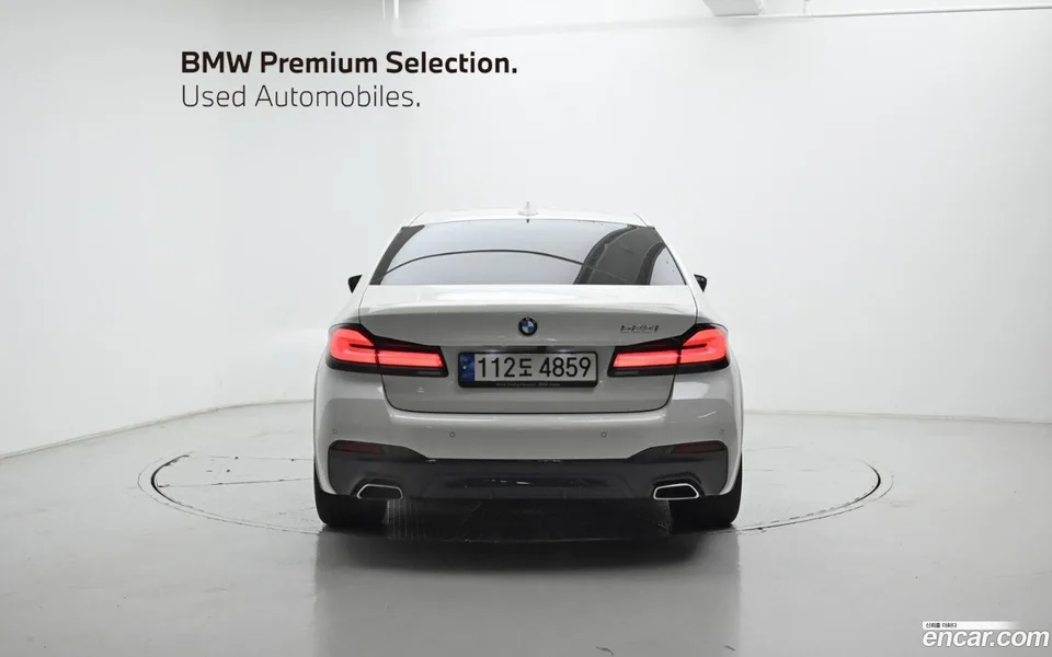 BMW 5 Series 520i M 2022 — миниатюра 4