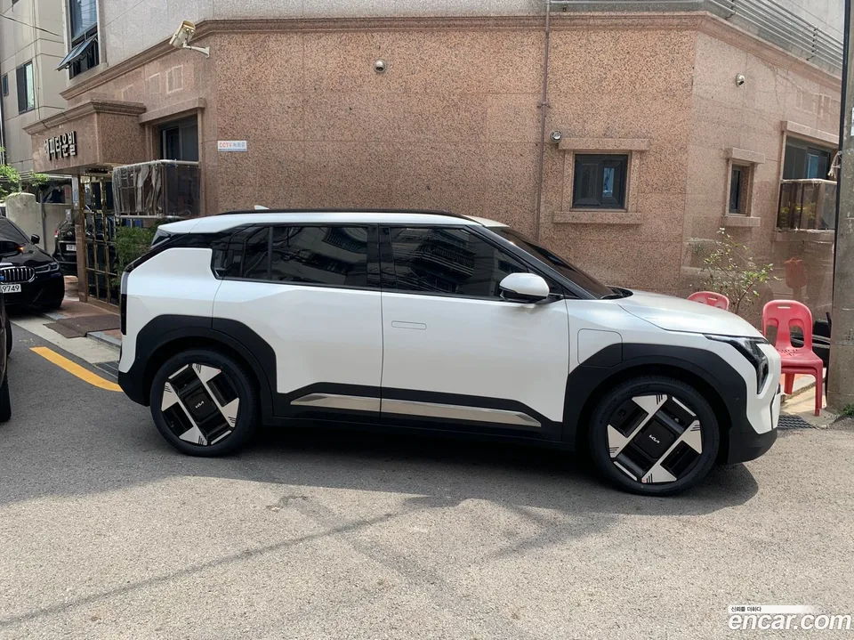 Kia EV3 2WD 2025 — миниатюра 2