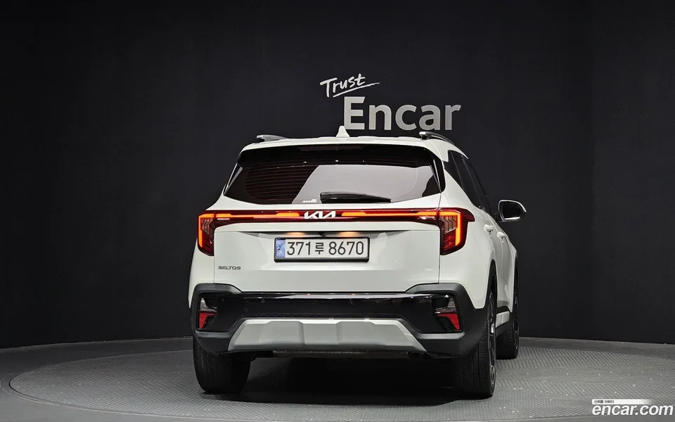 Kia Seltos 2.0 2WD 2023 — миниатюра 4