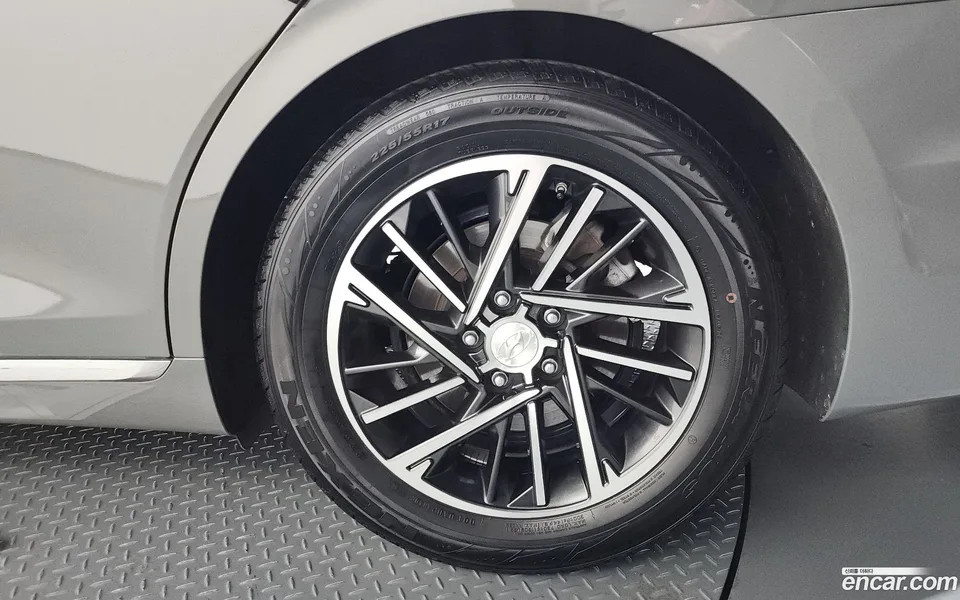 Hyundai Grandeur IG 3.0 LPi 2022 — миниатюра 2