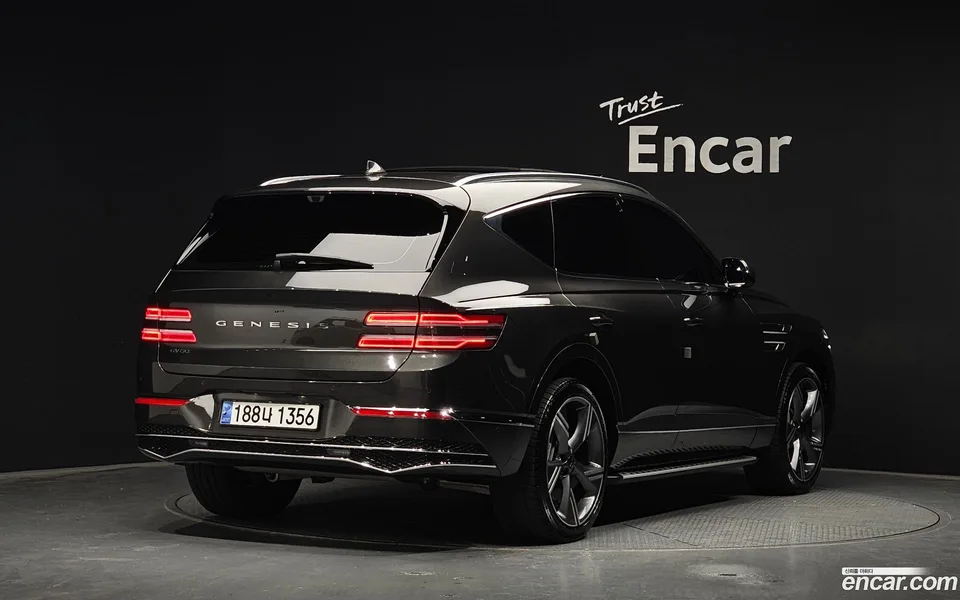 Genesis GV80 2.5T 2WD 2024 — миниатюра 2