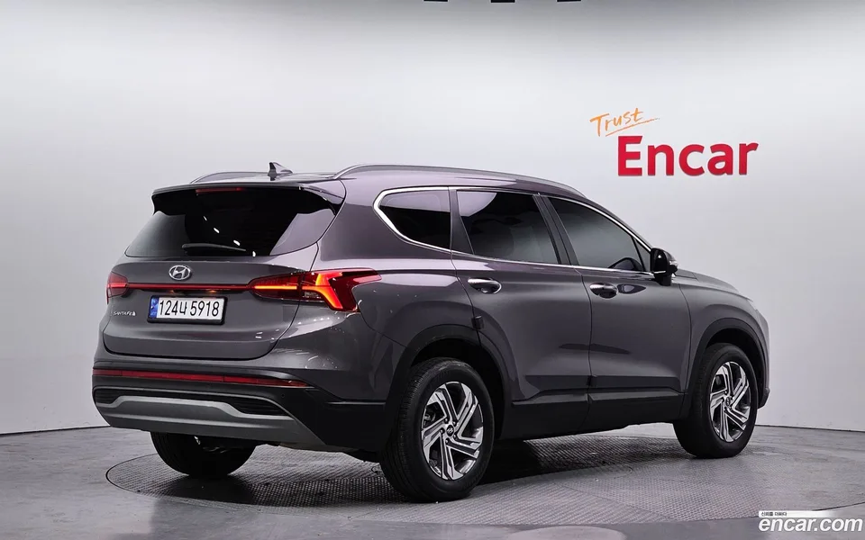 Hyundai SantaFe 2.2 2WD 2023 — миниатюра 2