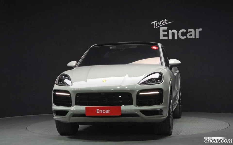 Porsche Cayenne 3.0 E- 2022 — миниатюра 3
