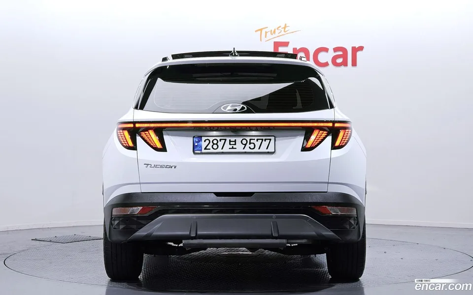 Hyundai Tucson Hybrid 2WD 2023 — миниатюра 3