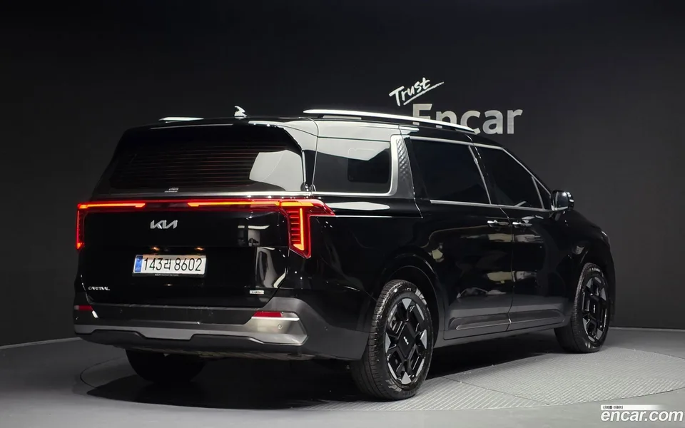 Kia Carnival HEV 9 2025 — миниатюра 2